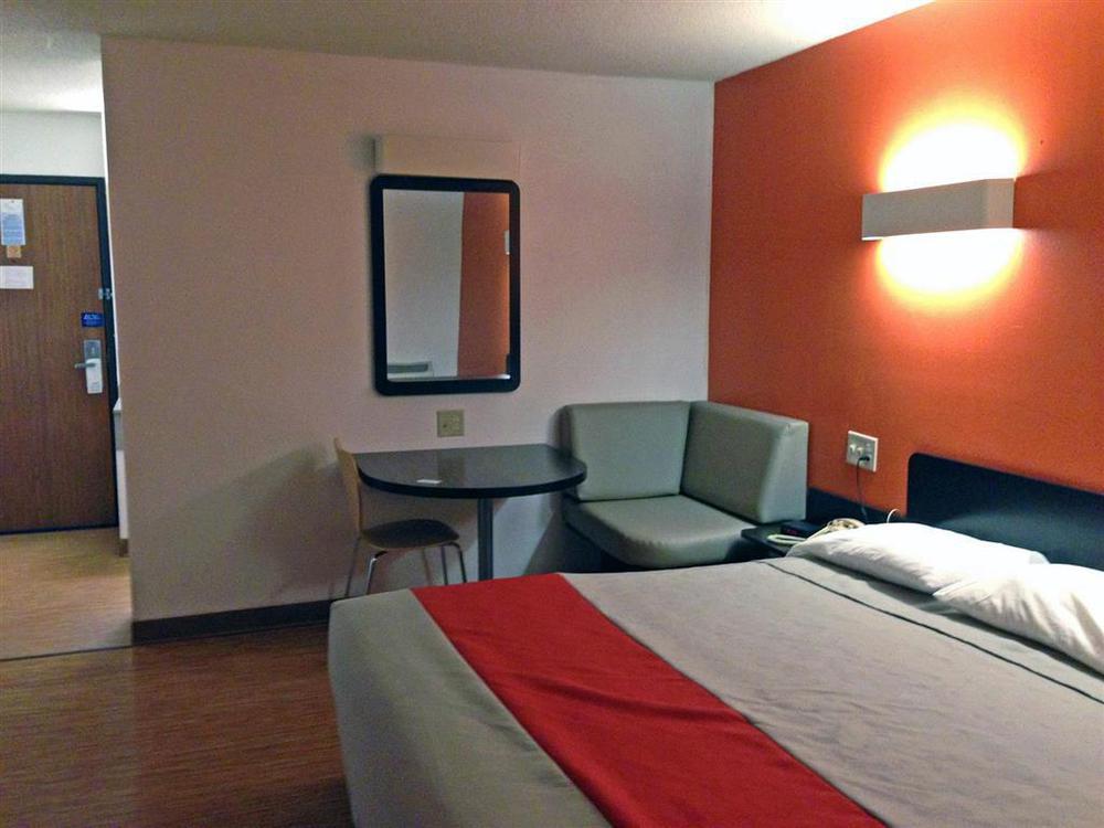 Motel 6-Wisconsin Rapids, Wi Rom bilde
