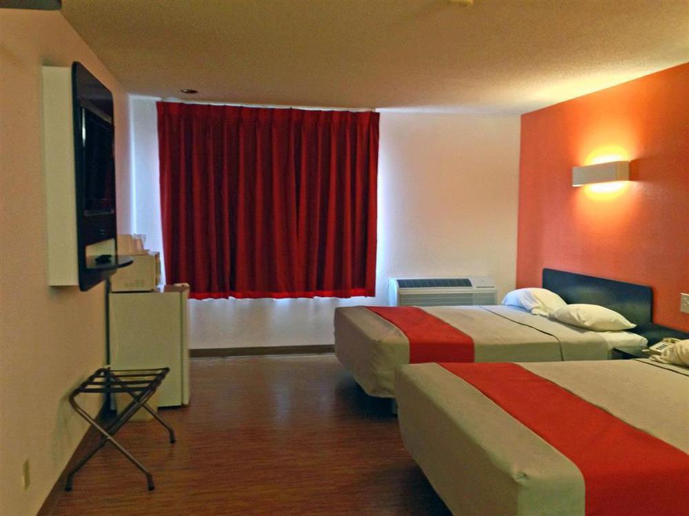 Motel 6-Wisconsin Rapids, Wi Rom bilde